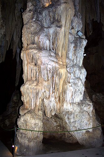 Caves012.jpg
